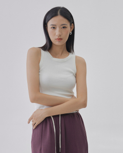 Sleeveless Tight