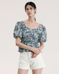  Floral Bubble Sleeved Shirt