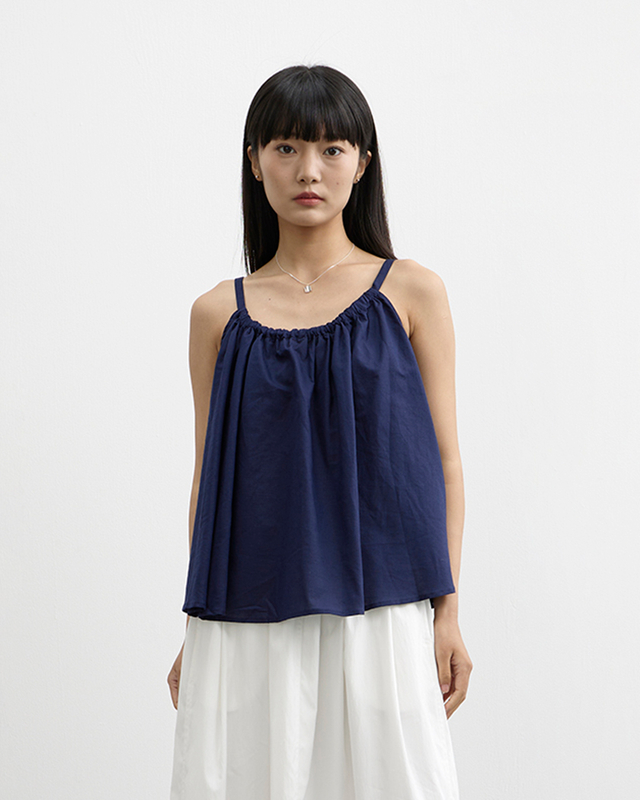 Korean-style Vacation-style Pleated A-line Vest