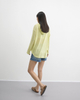 A Simple Hooded Sweatshirt with A Relaxed Feel