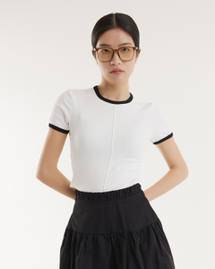 Color-blocking, Form-fitting Short-sleeved T-shirt