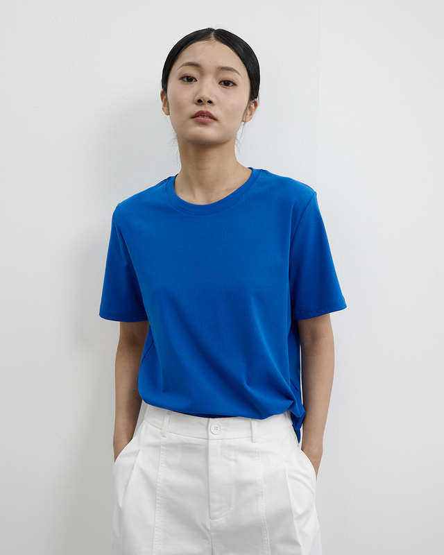 Basic shoulder-length short-sleeved T-shirt