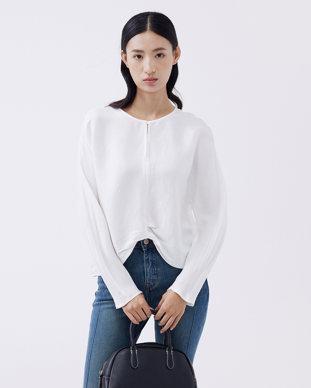 Round Neck Long Sleeve Top